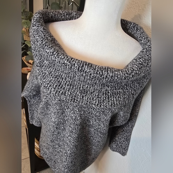 Express Women's Oversized Sweater Cowl Neck Wool Blend Sweater Size L - Picture 6 of 8